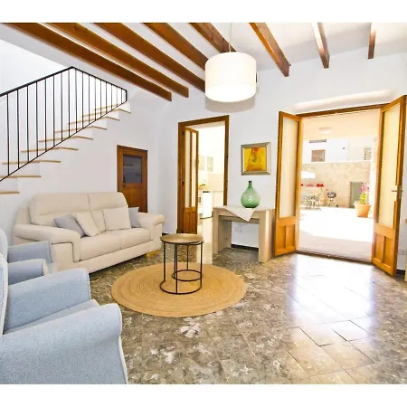 Casa Pou Davall 30 * Artá